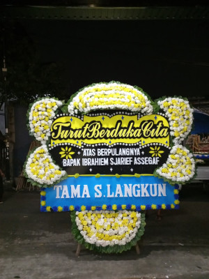 Papan Bunga Duka di Johan Pahwalan